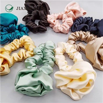 Růžové hedvábné křupky do vlasů